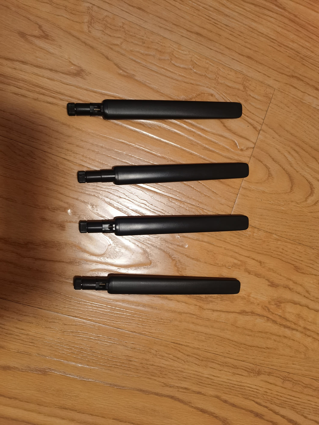 Lot of 4 quectel YE0007AA External Cellular Antenna 5G, LTE 